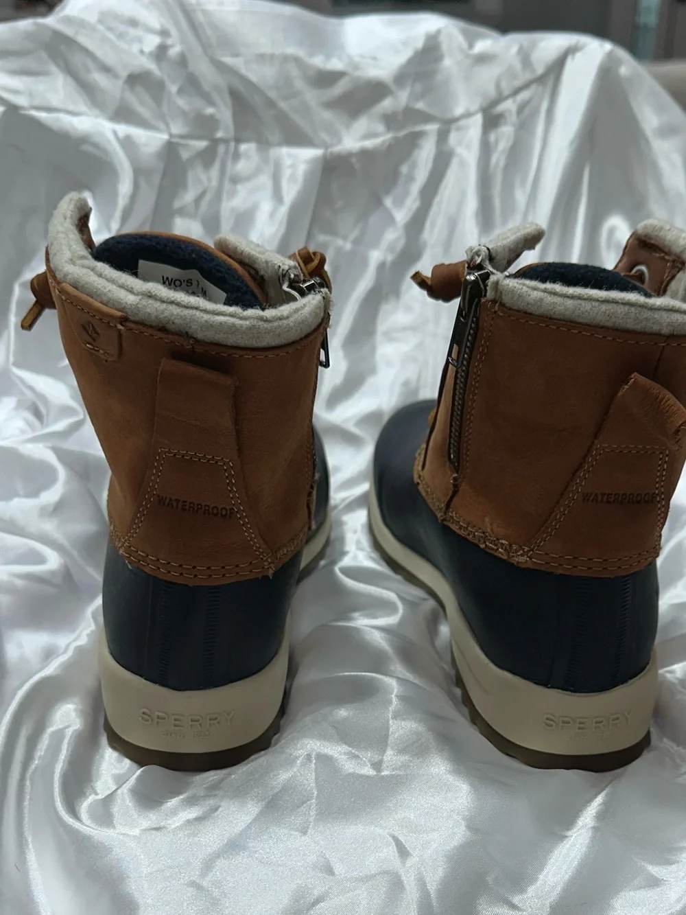 Sperry Maritime Repel Winter Tan/Navy Waterproof Lace-Up Boot Sz 7 NWOT
